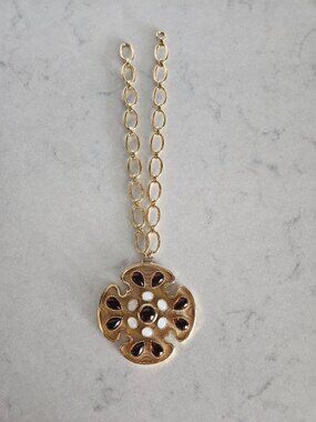 RARE VINTAGE TRIFARI GOLD-COLORED PENDANT NECKLACE WITH OPAQUE AND BROWN STONES
